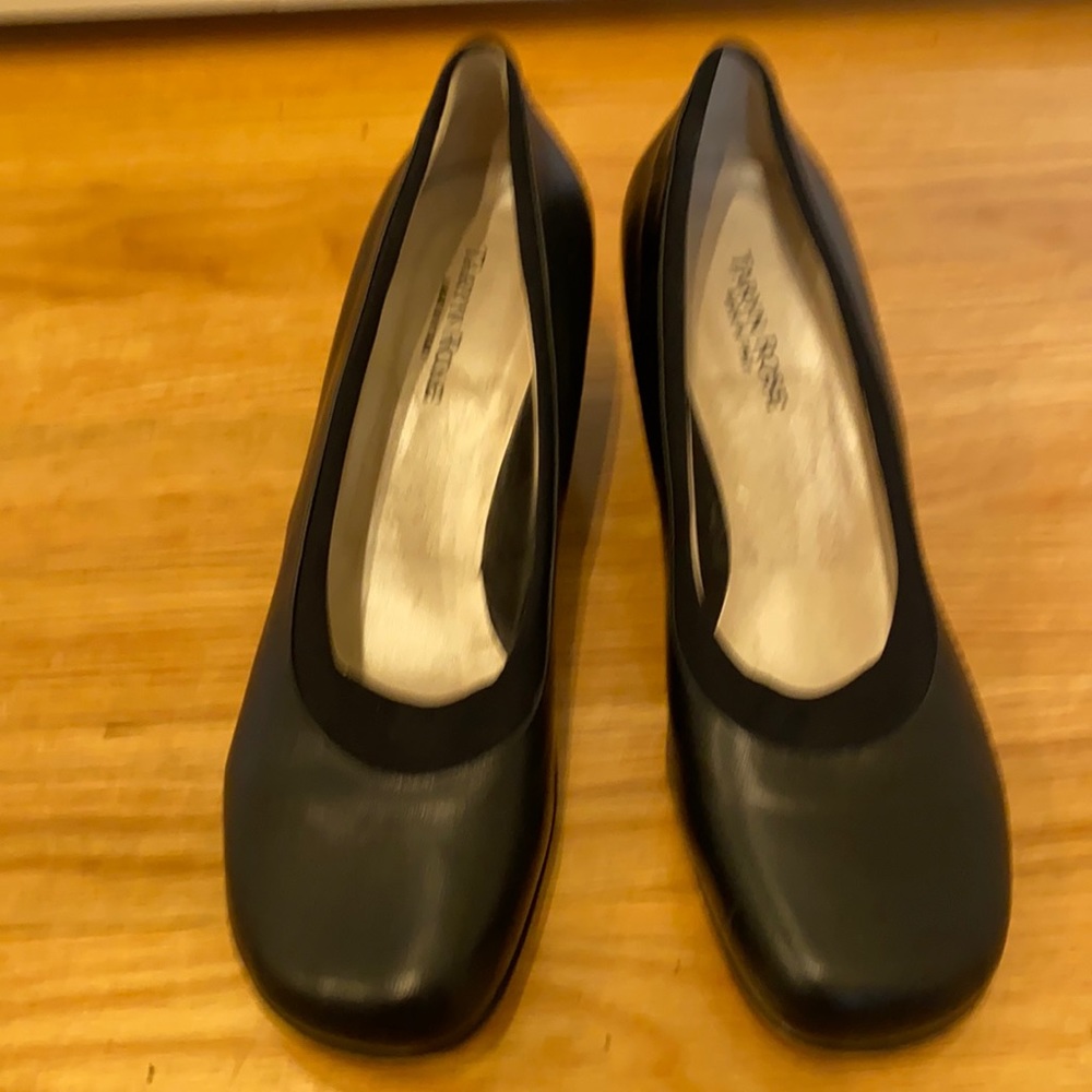 Taryn Rose Wedge Shoes - Like new.